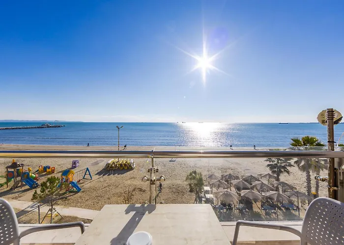 דירה The Beachfront דורס