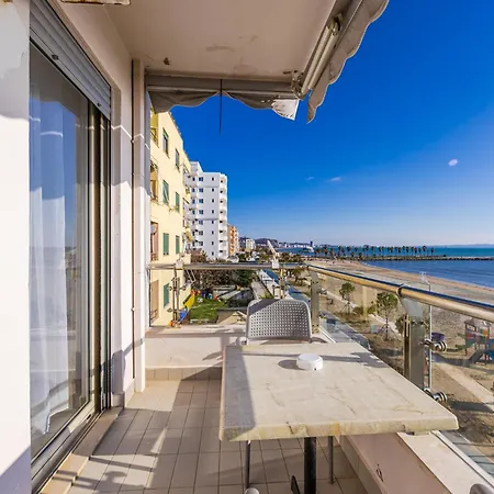Apartman The Beachfront Durrës