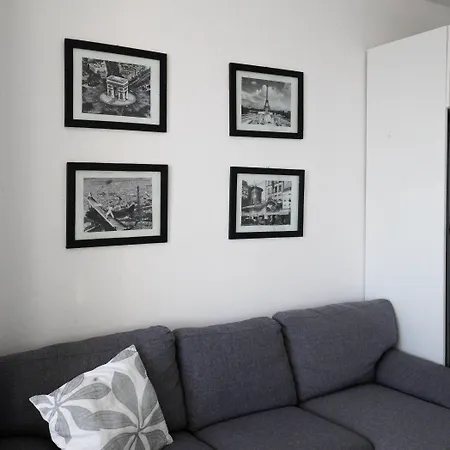 The Beachfront Апартаменты Дуррес