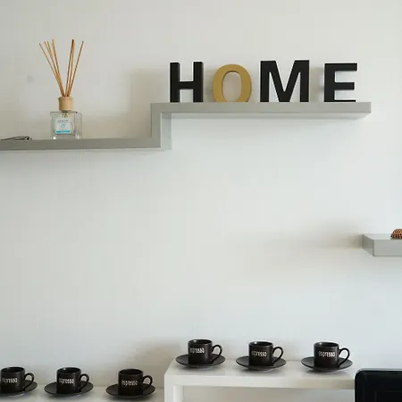 The Beachfront Apartman