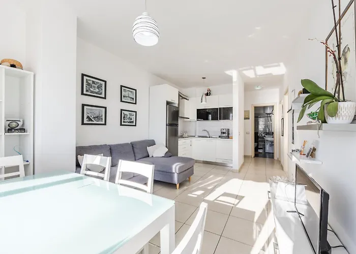 The Beachfront * Durrës