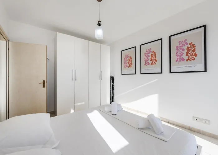 The Beachfront Appartamento Durrës