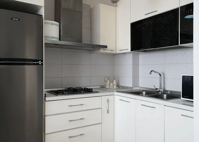 The Beachfront Appartamento Durrës