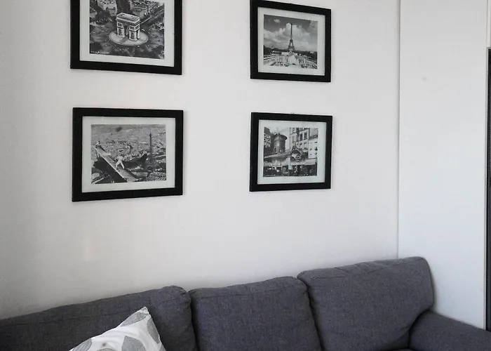 The Beachfront Appartamento Durrës