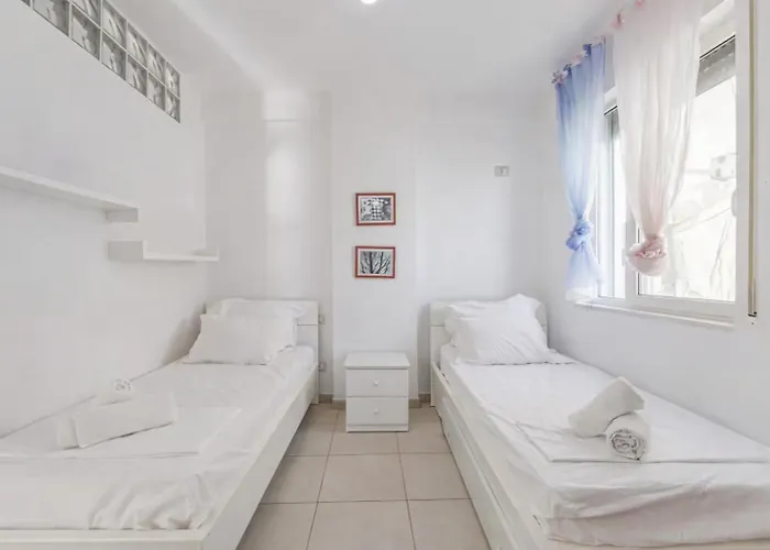 The Beachfront * Durrës